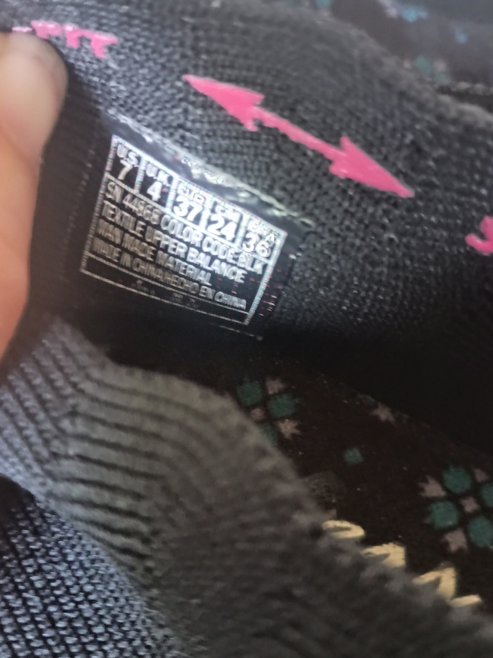 Skechers Cleo Honeycomb Scalloped Flats - Black - Size [7] - Picture 4 of 5